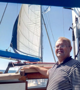 Алексей Суховерхов на яхте Liberty Tours Техники продаж, которые работают